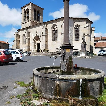Saint-Amant-Roche-Savine Jolie Maison De Bourg Tout Equipee 10Km D'Ambert חדר תמונה